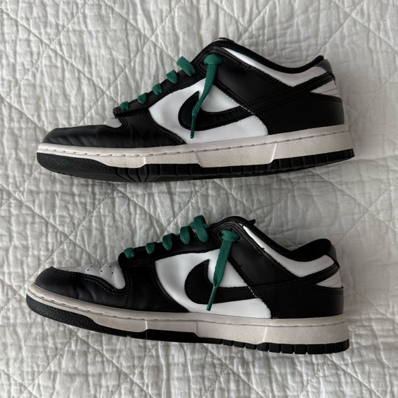 100% Authentic Nike Dunk Low WMNS Panda - Black/White - Picture 8 of 12